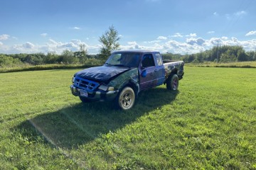 2000 Ford Ranger - Photo 2 of 2