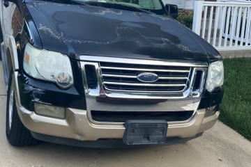 2006 Ford Explorer - Photo 1 of 7