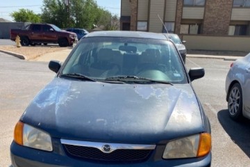 2000 Mazda Protege