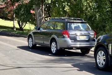 Junk 2009 Subaru Outback Photography