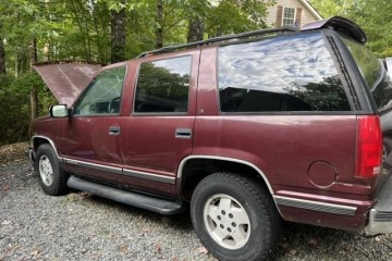 Junk 1996 Chevrolet Tahoe Photo