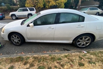 Junk 2010 Mitsubishi Galant Image