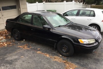 Junk 1998 Toyota Camry Photography