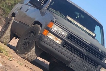 Junk 1999 Chevrolet Tahoe Image