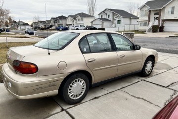 Junk 2005 Chevrolet Malibu Photo