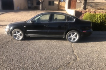 Junk 2001 Volkswagen Passat Photo