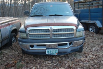 2001 Dodge Ram Pickup 1500 - Photo 1 of 4