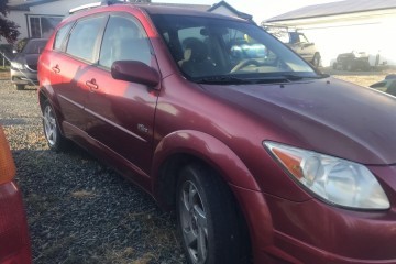 2005 Pontiac Vibe - Photo 3 of 4