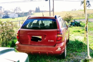 2005 Pontiac Vibe - Photo 4 of 4