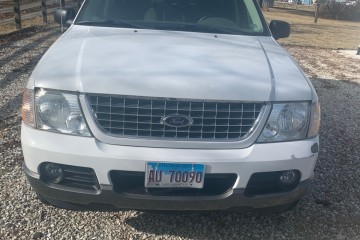 2003 Ford Explorer - Photo 2 of 3