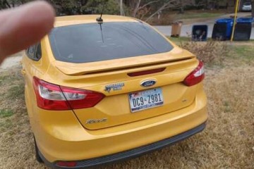 Ford Focus 2012 - Photo 1 of 4