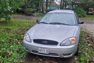 2005 Ford Taurus