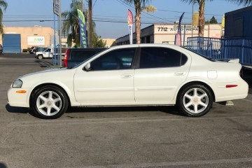 Junk 2001 Nissan Altima Image