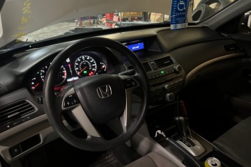 2012 Honda Accord - Photo 4 of 7