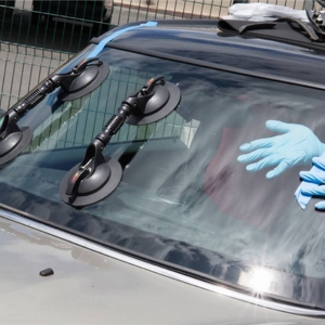 Alpine Windshield Replacement (Image 3 of 4)